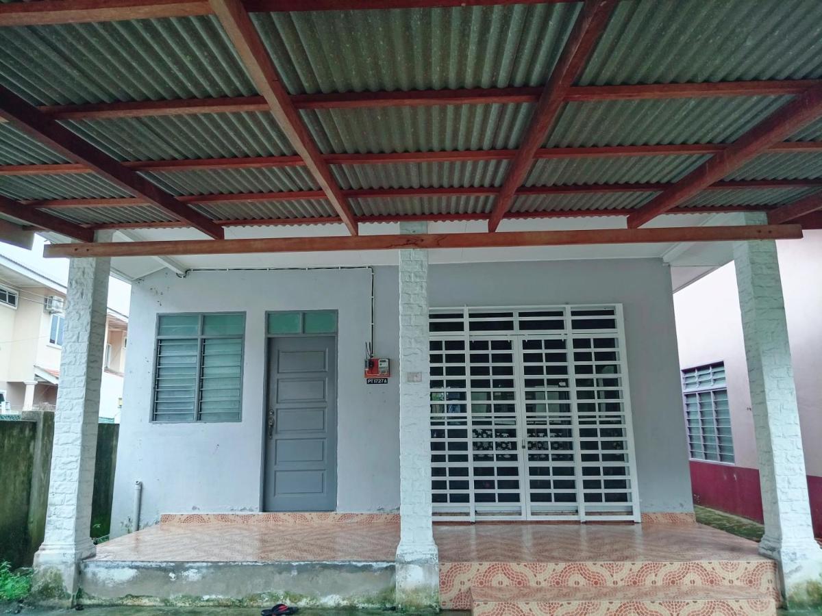 Homestay Wan Z كُوالا تيرينغانو المظهر الخارجي الصورة